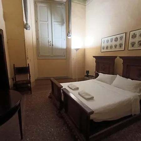Apartment Arc Piazzetta Pepoli Bologna