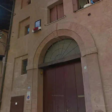 Arc Piazzetta Pepoli Bolonia